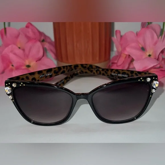 Betsey Johnson Brown Women’s Crystal Queen Cat Eye Sunglasses - Picture 2 of 11